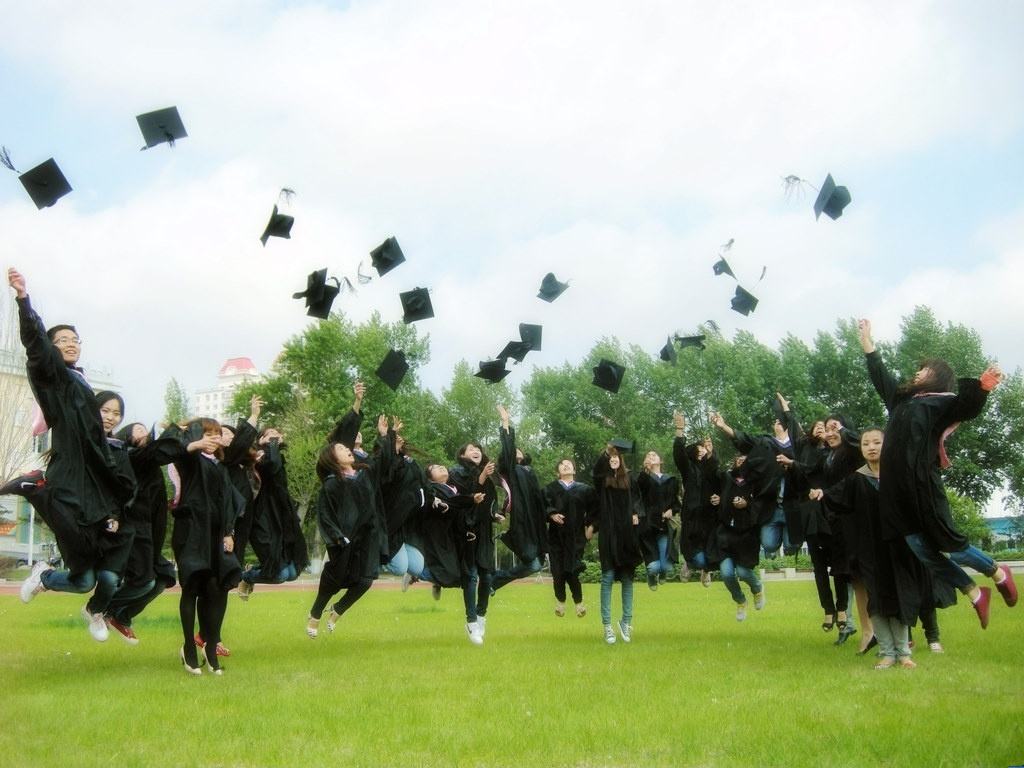 致同学少年
